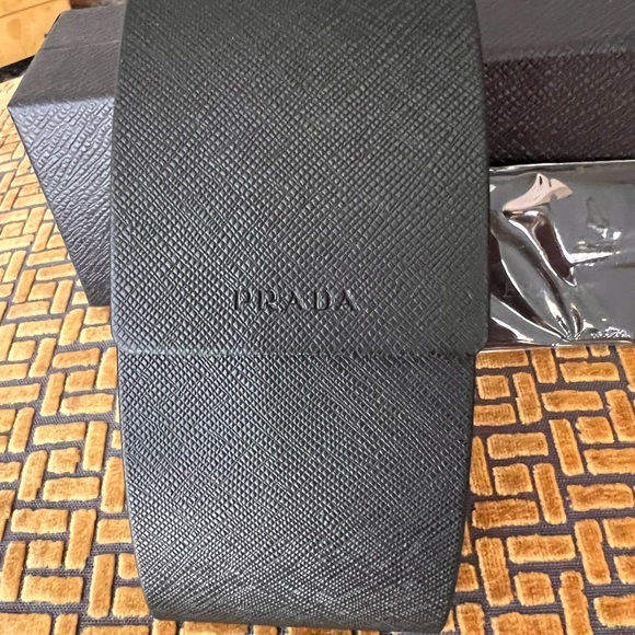 Brand new! Prada Catwalk sunglasses - Picture 5 of 12